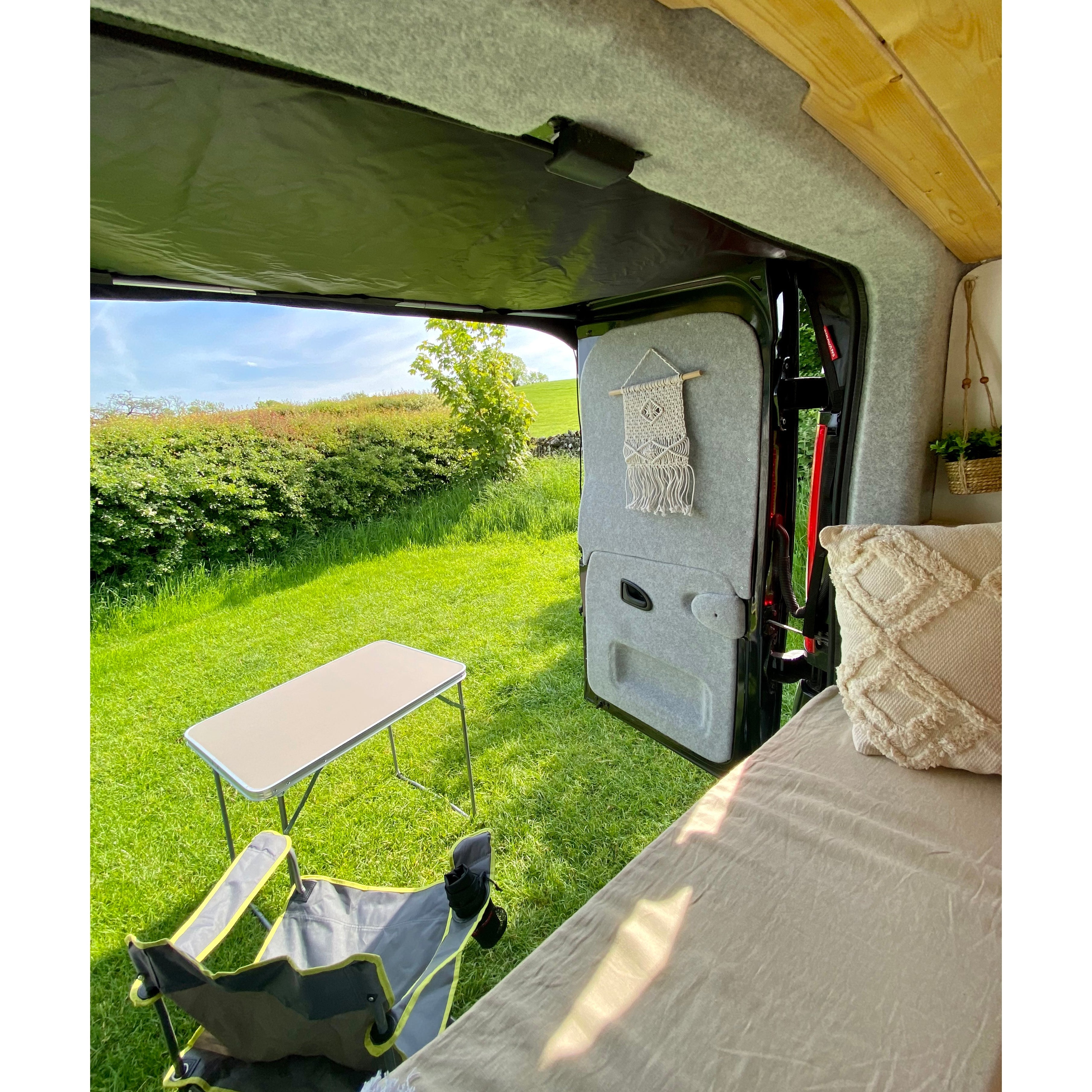 Kiravans Barn Door Campervan Awning for Trafic/Vivaro/Primastar 2001-2014 (X83)