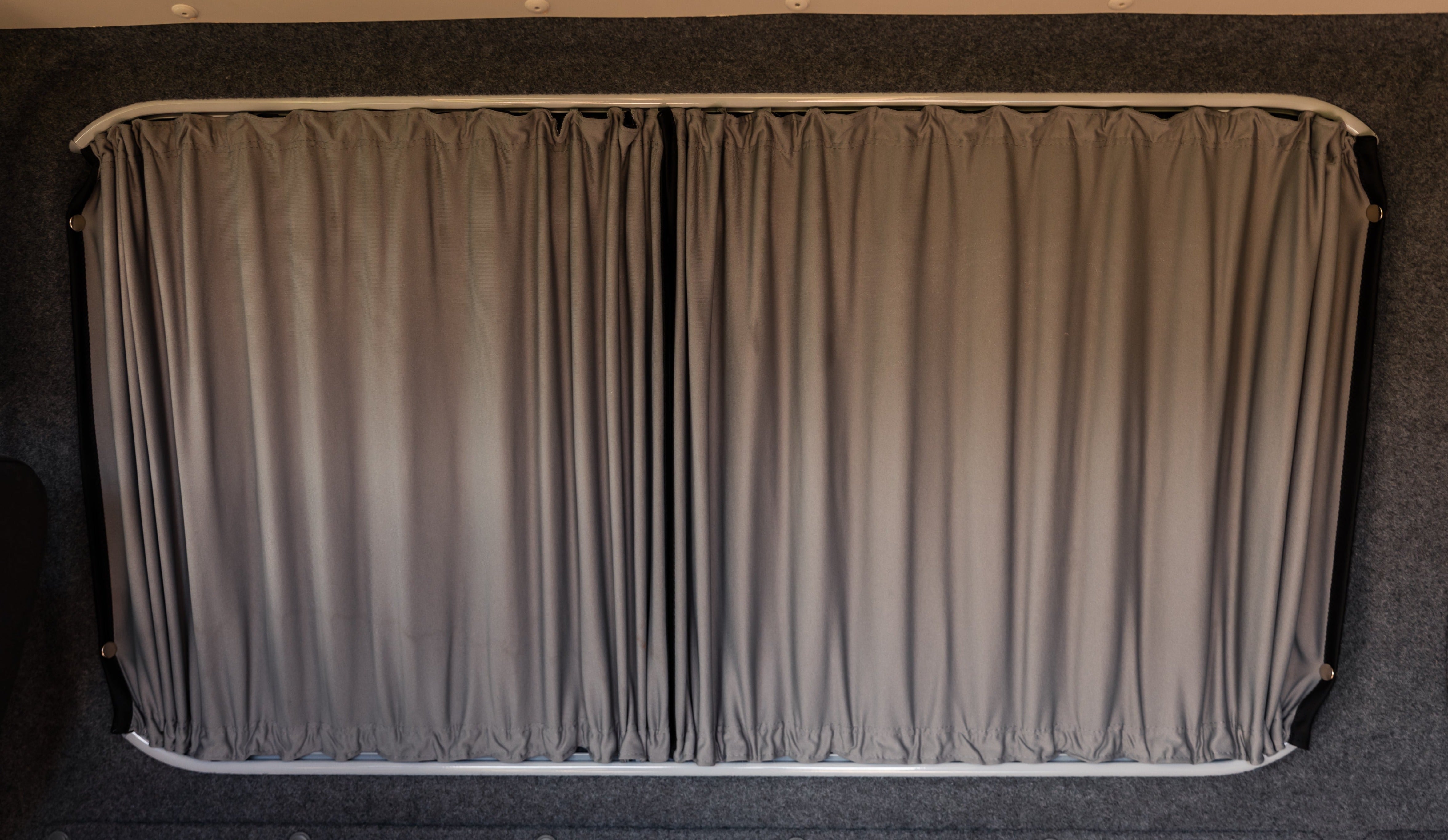 Trafic 2014+ / Vivaro 2014-2018 / Talento 2014+ / NV300 2014+ X82 Curtain Kit - Left Back (Premium Blackout)